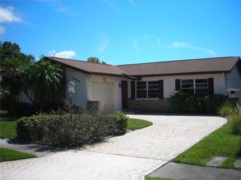 7404 118th Dr, Largo, FL 33773 photo 1