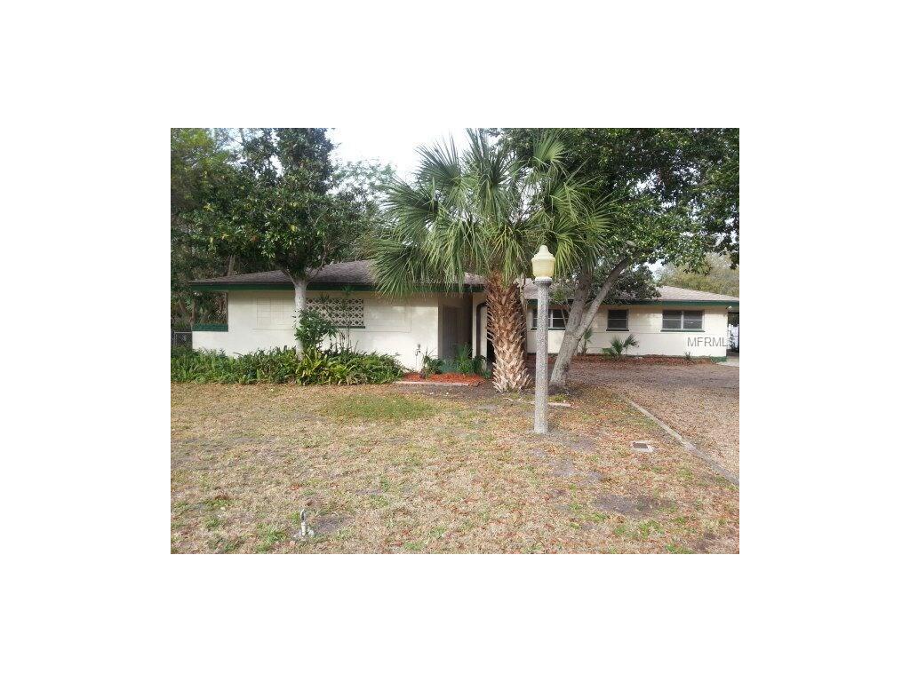 302 Cedar Ln, Largo, FL 33770 photo 1
