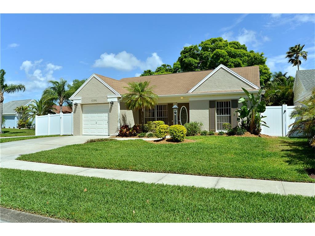 12191 76th St, Largo, FL 33773 photo 1