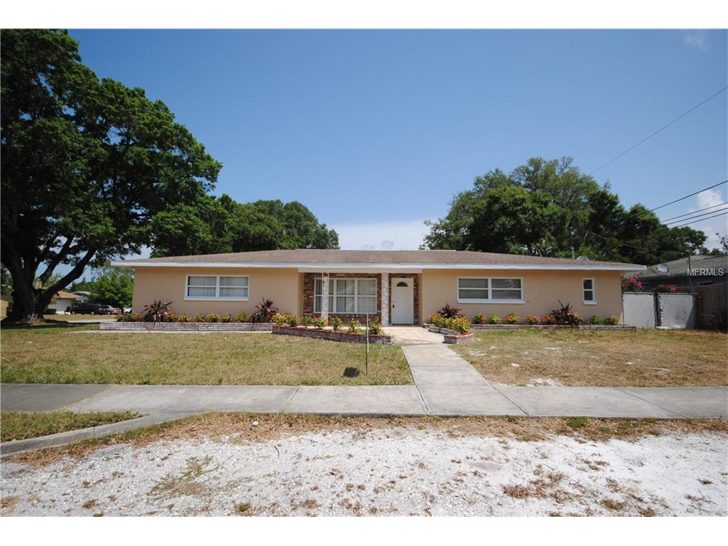 1640 Greenlea Dr, Clearwater, FL 33755 photo 1