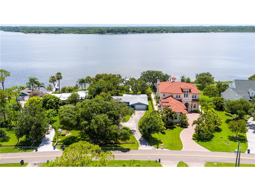 720 Shore Dr E, Oldsmar, FL 34677 photo 1