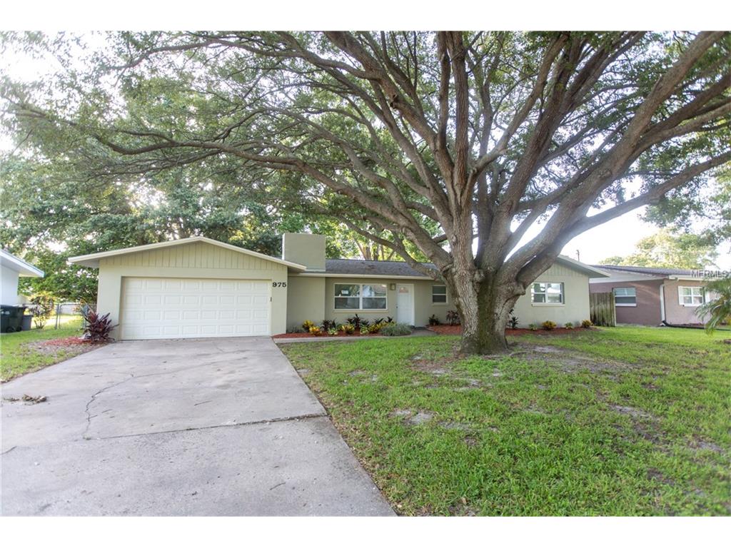 975 Phyllis Ave, Largo, FL 33771 photo 1