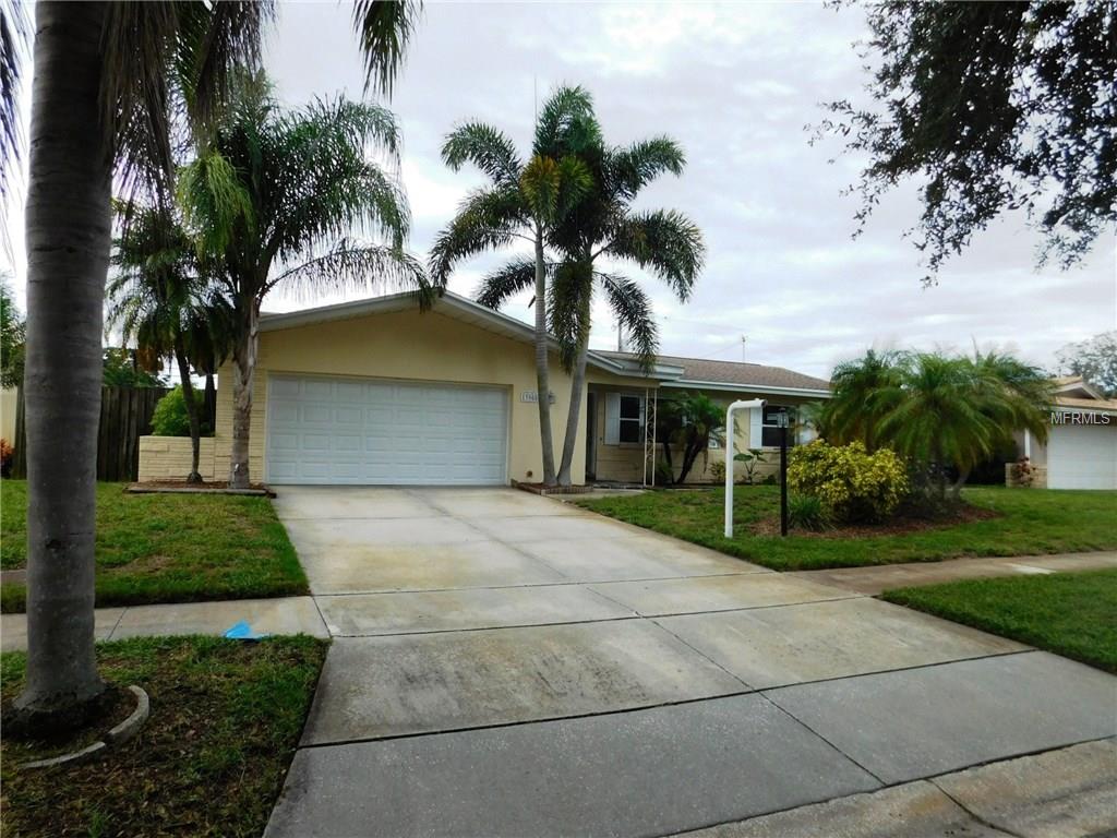 13908 Pinecrest Dr, Largo, FL 33774 photo 1