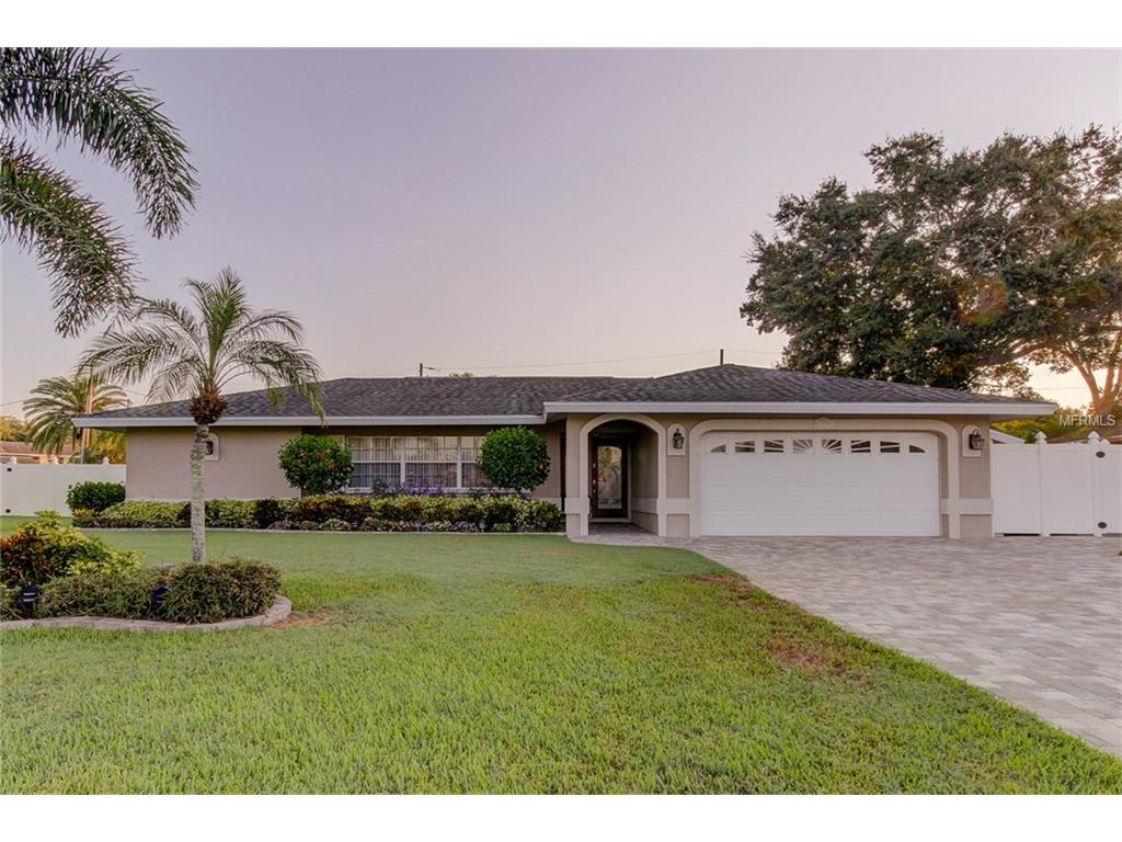 11897 Walker Ave, Seminole, FL 33772 photo 1