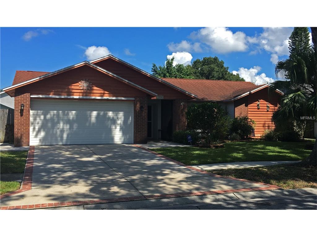 8115 Somerset Dr, Largo, FL 33773 photo 1