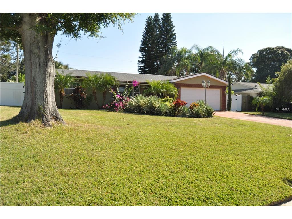 10499 Silhavy Dr, Largo, FL 33774 photo 1