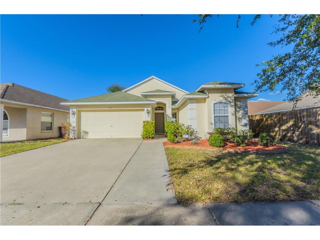 9715 Laurel Ledge Dr, Riverview, FL 33569 photo 1