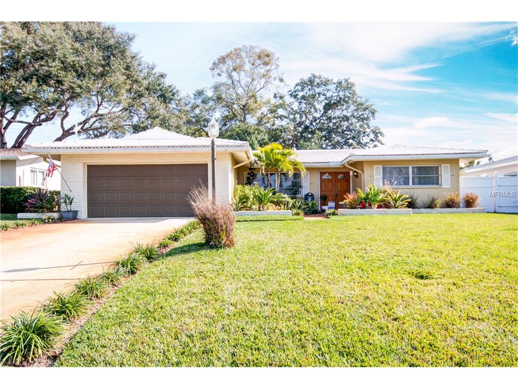2149 Pine Ridge Dr, Clearwater, FL 33763 photo 1