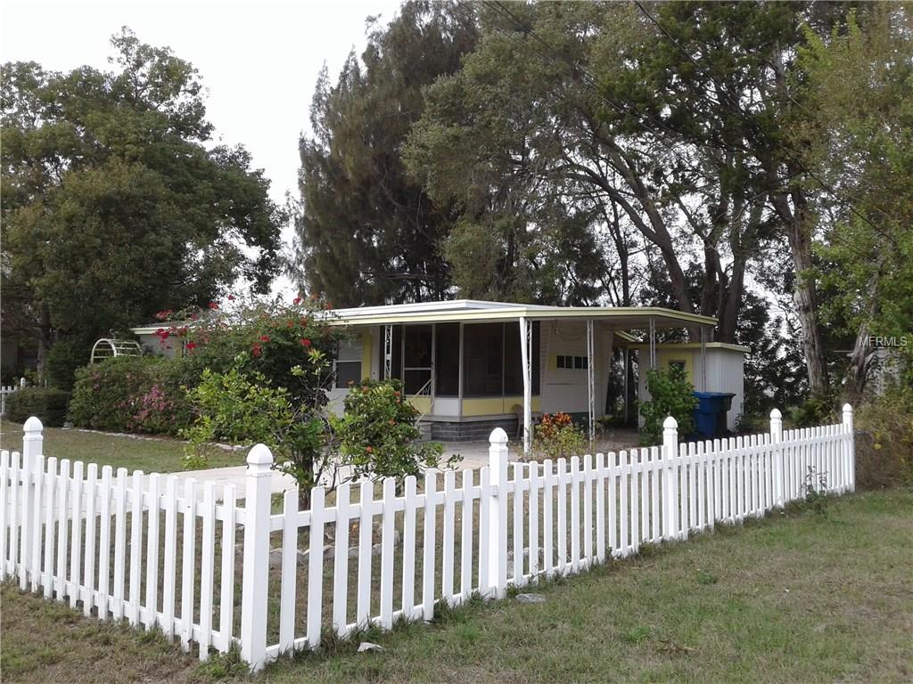 220 Lark Dr, Largo, FL 33778 photo 1
