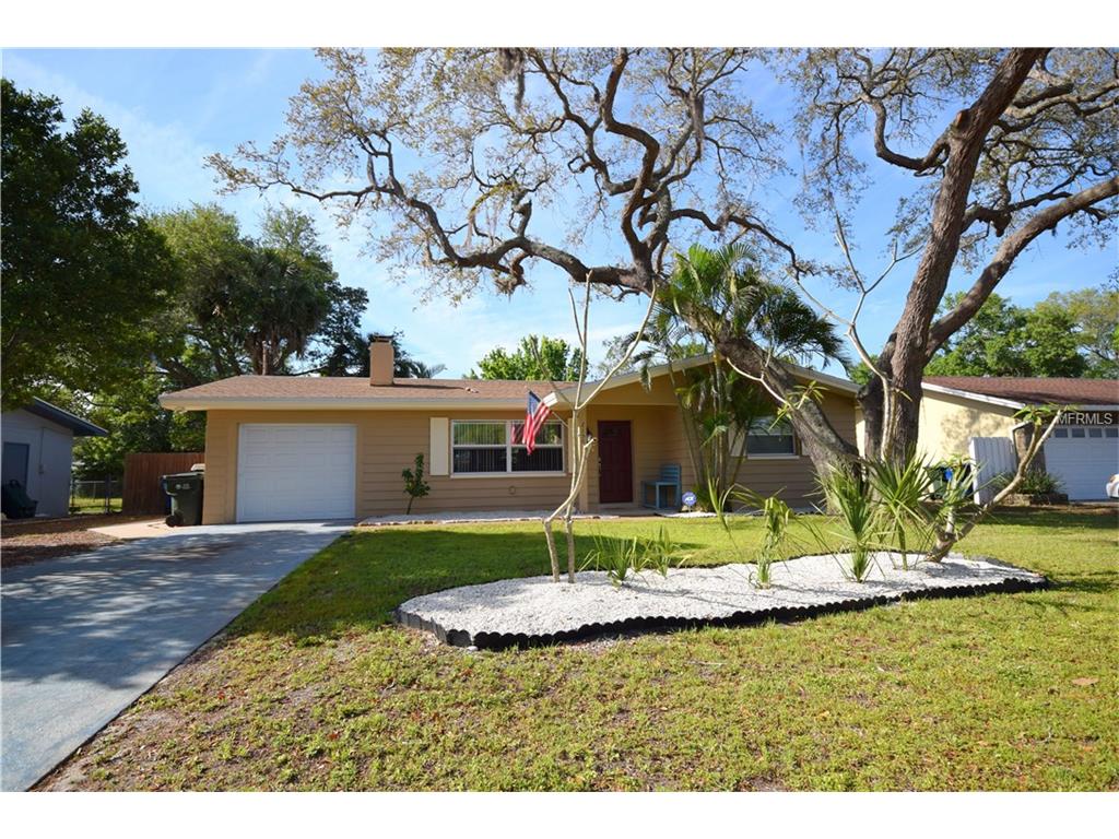 2156 Nolan Dr S, Largo, FL 33770 photo 1