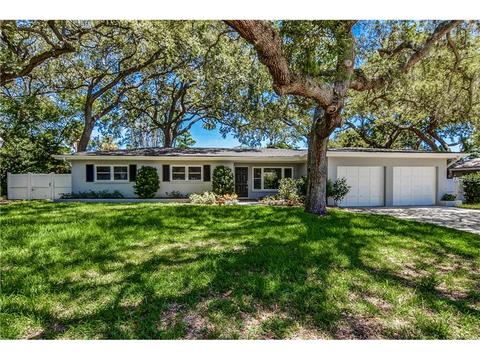 801 Jacaranda Dr, Largo, FL 33770 photo 1