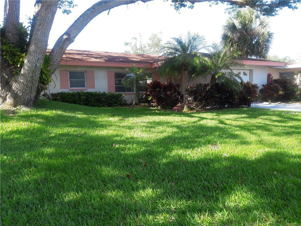 14094 Chamberlain Ave, Largo, FL 33774 photo 1