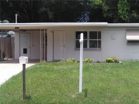 11814 104th St, Largo, FL 33773 photo 1