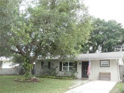 100 Emerald Ln, Largo, FL 33771 photo 1