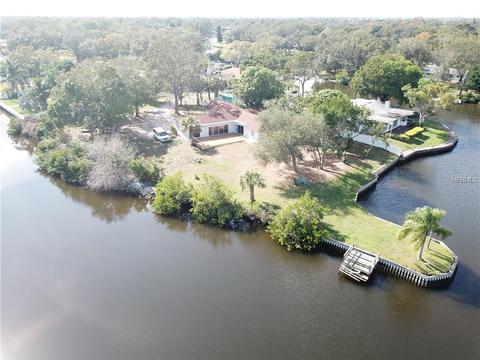 853 Seacrest Dr, Largo, FL 33771 photo 1