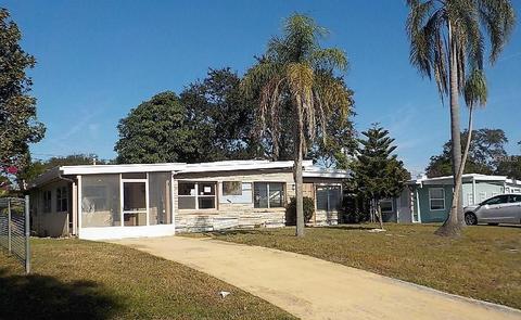 10319 109th Ave, Largo, FL 33773 photo 1