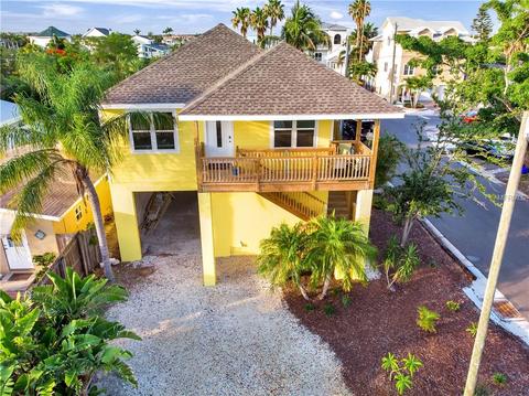 13101 4th St E, Madeira Beach, FL 33708 photo 1