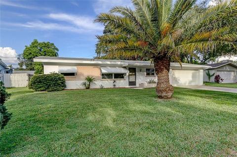 1027 Phyllis Ave, Largo, FL 33771 photo 1
