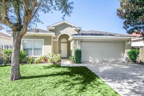 717 Star Pointe Dr, Seffner, FL 33584 photo 1