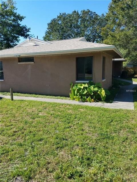 1674 Pine St, Largo, FL 33774 photo 1