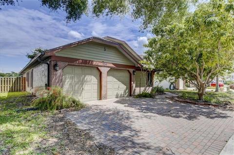 2245 Springrain Dr, Clearwater, FL 33763 photo 1
