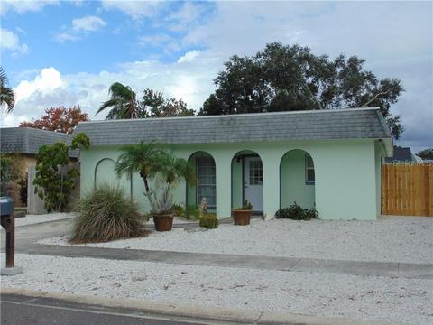 12263 Mallory Dr, Largo, FL 33774 photo 1