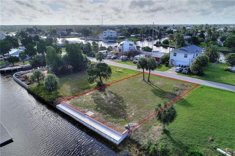 4983 Cedarbrook Ln, Hernando Beach, FL 34607 photo 1