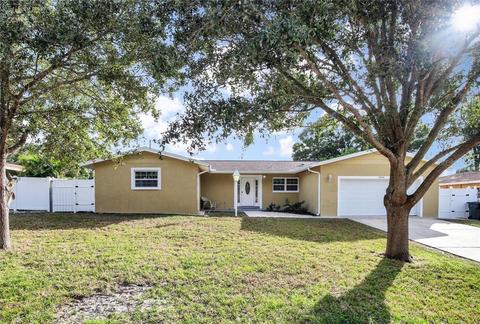 3096 Crescent Dr, Largo, FL 33770 photo 1