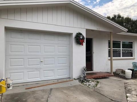 1913 E Skyline Dr, Clearwater, FL 33763 photo 1
