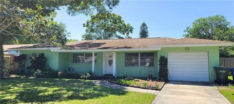 570 Deville Dr E, Largo, FL 33771 photo 1