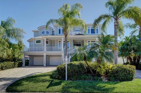 421 Buttonwood Ln, Largo, FL 33770 photo 1