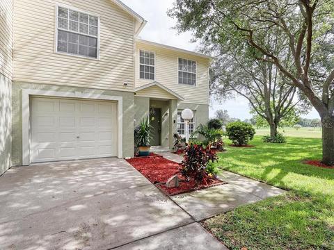 1411 Adams Cir E, Largo, FL 33771 photo 1