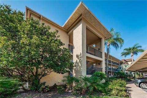 831 Maple Ct #101, Dunedin, FL 34698 photo 1