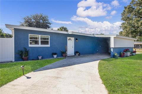 1702 Valencia Dr E, Largo, FL 33778 photo 1