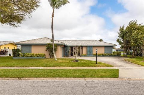 13833 Pinecrest Dr, Largo, FL 33774 photo 1