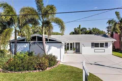 517 Crystal Dr, Madeira Beach, FL 33708 photo 1