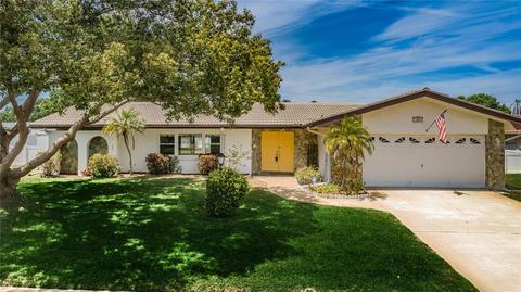 13983 Pinecrest Dr, Largo, FL 33774 photo 1