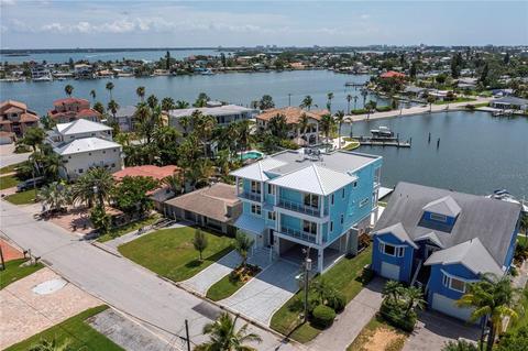843 Bay Point Dr, Madeira Beach, FL 33708 photo 1