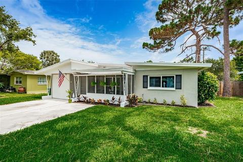 1908 Pinehurst Dr, Clearwater, FL 33763 photo 1
