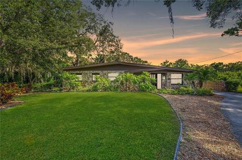 14711 Pine Dr, Largo, FL 33774 photo 1