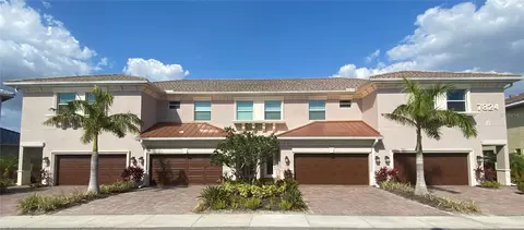 7804 Hidden Creek Loop #101, Lakewood Ranch, FL 34202