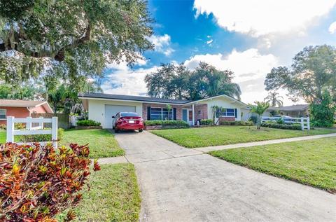 547 Brookfield Dr, Largo, FL 33771 photo 1