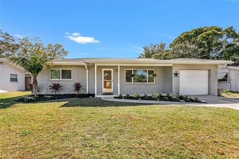 2057 Summit Dr, Dunedin, FL 34698 photo 1