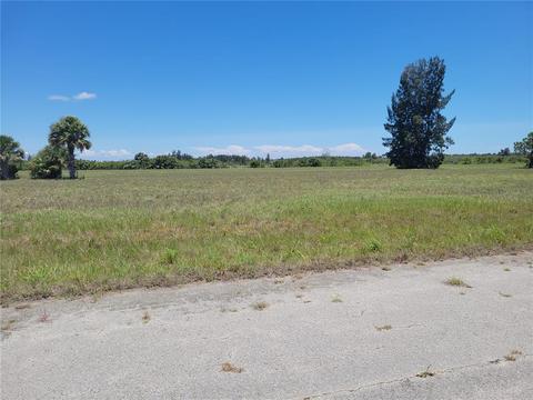 8 Macaw Dr, Placida, FL 33946 photo 1