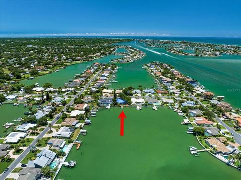 604 Palm Dr, Largo, FL 33770 photo 1