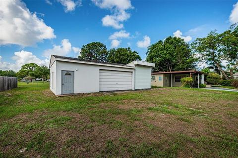 701 Athens St, Dunedin, FL 34698 photo 1