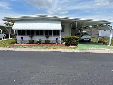 44 Thatch Palm St E, Largo, FL 33770 photo 1