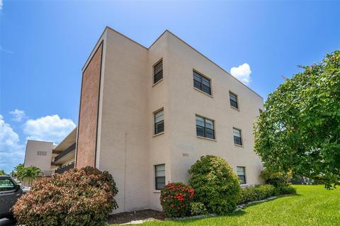 5971 Terrace Park Dr N #101, Saint Petersburg, FL 33709