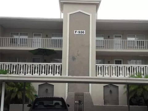 936 Virginia St #309, Dunedin, FL 34698
