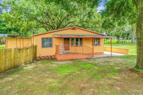 5341 Pine St, Seffner, FL 33584 photo 1